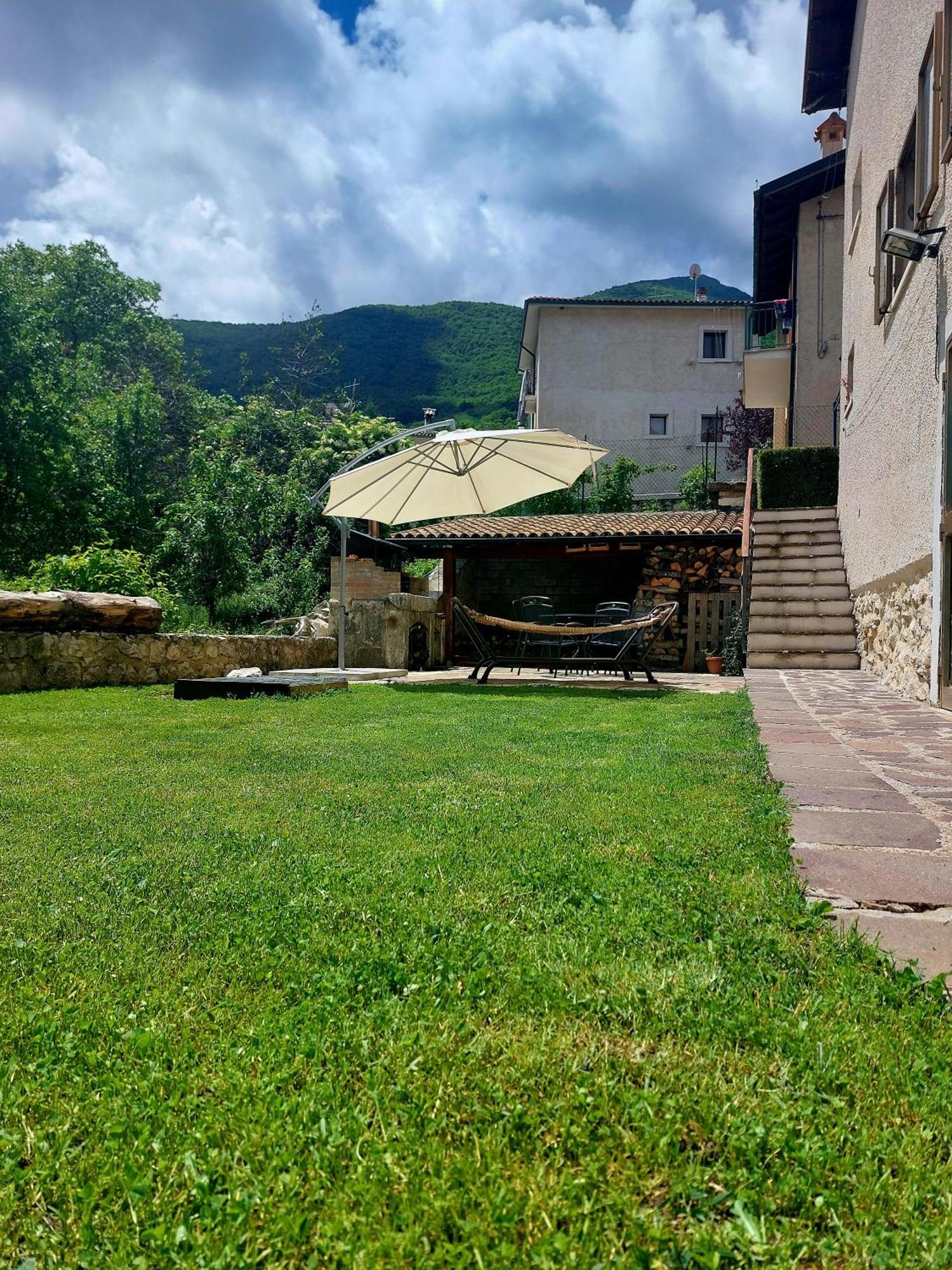 A Due Passi Dai Lupi Villa Civitella Alfedena Kültér fotó